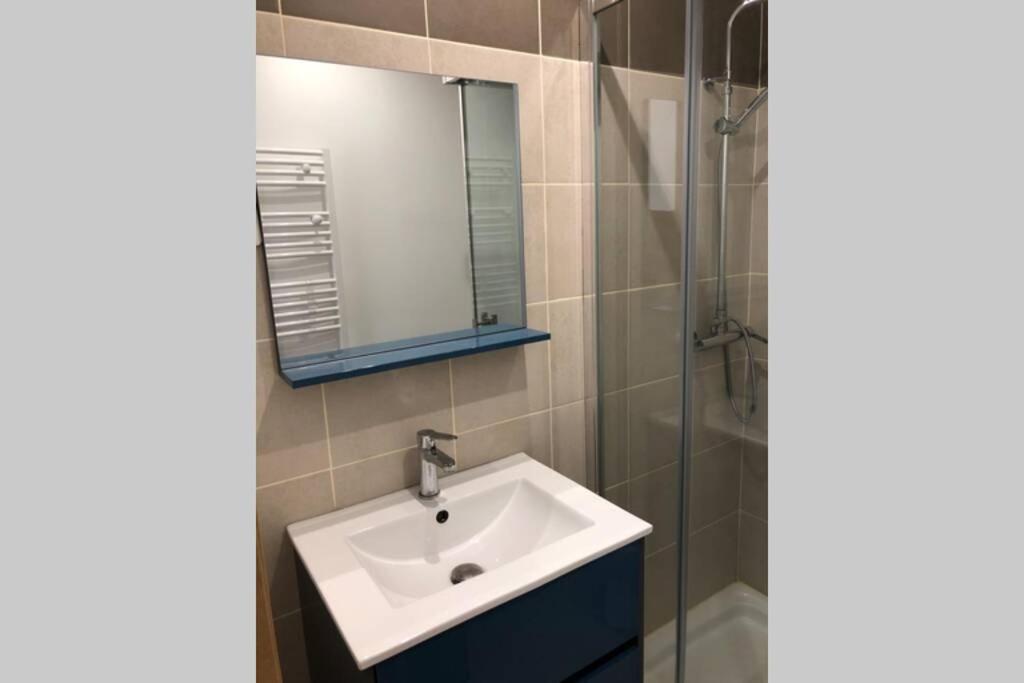 Appartement Au Calme Dans Un Espace Arbore Tourrettes-sur-Loup Eksteriør bilde
